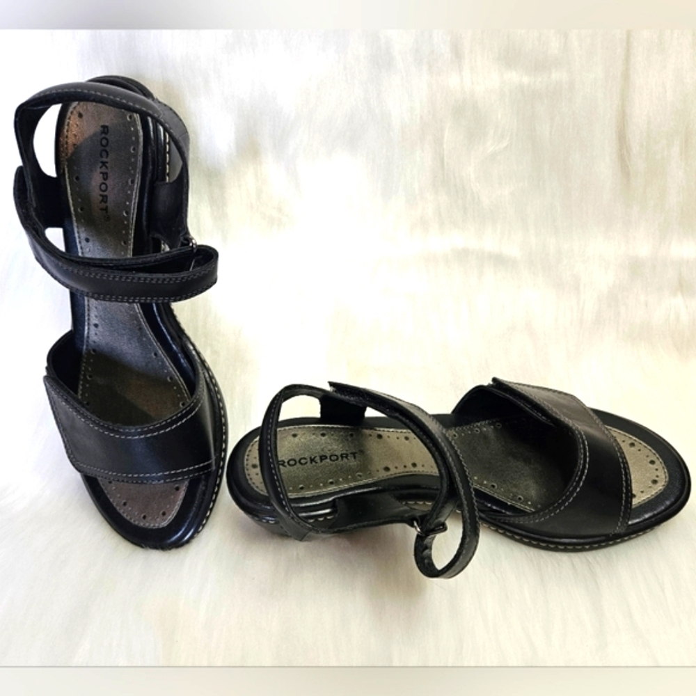 Rockport Classic Black Leather Upper Medium Heel Sandals